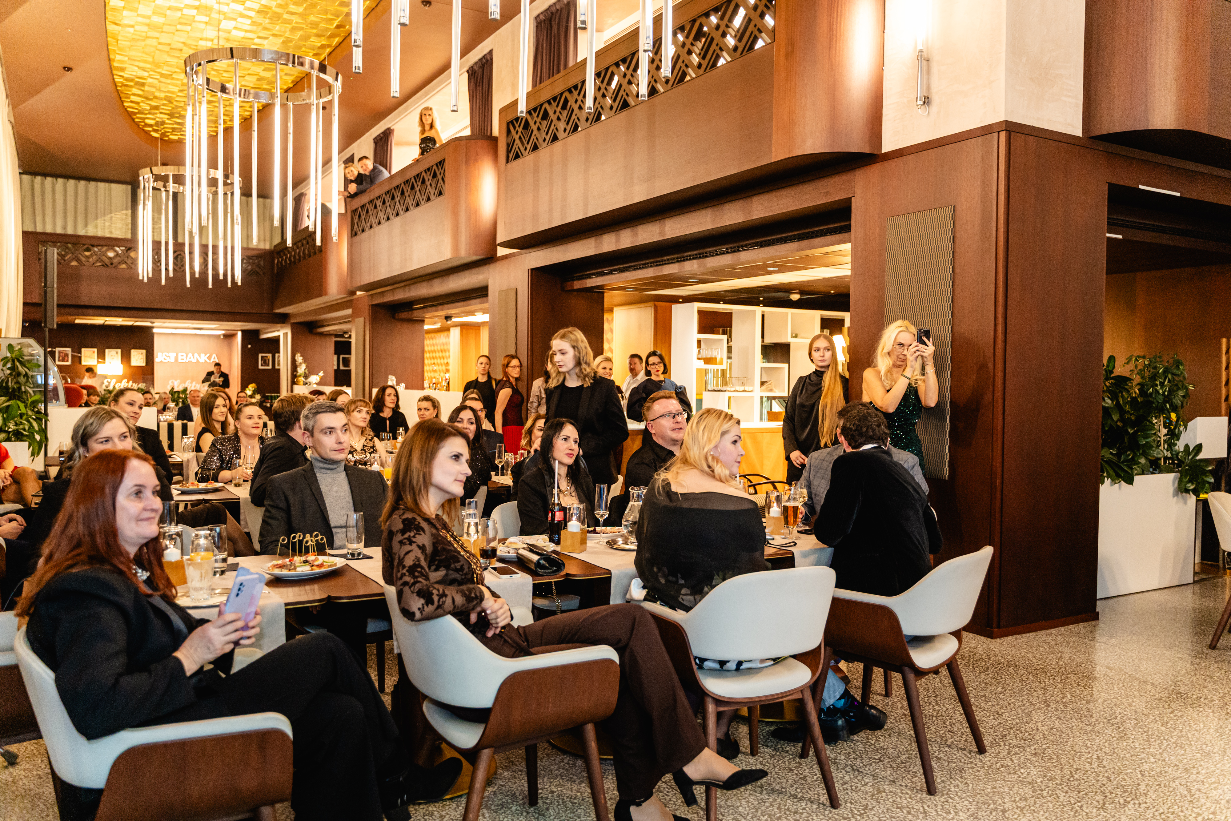 DSC08165.jpg (5.60 MB)