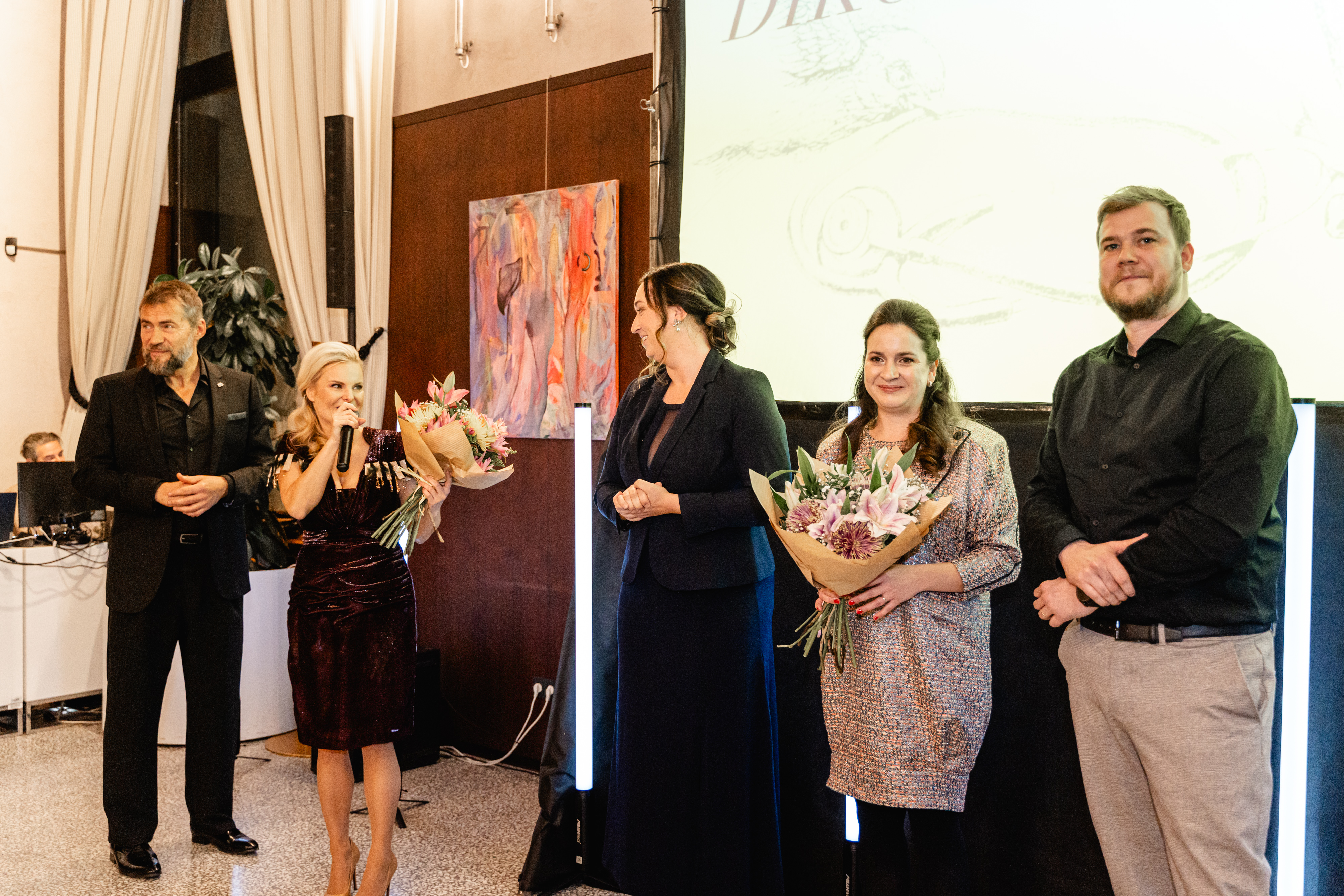 DSC08450.jpg (4.46 MB)